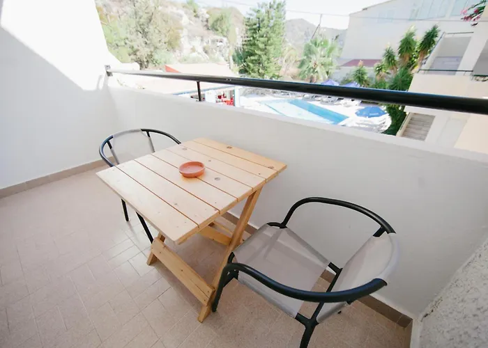 Apartmanhotel Artemis Comfort&pleasure 3*