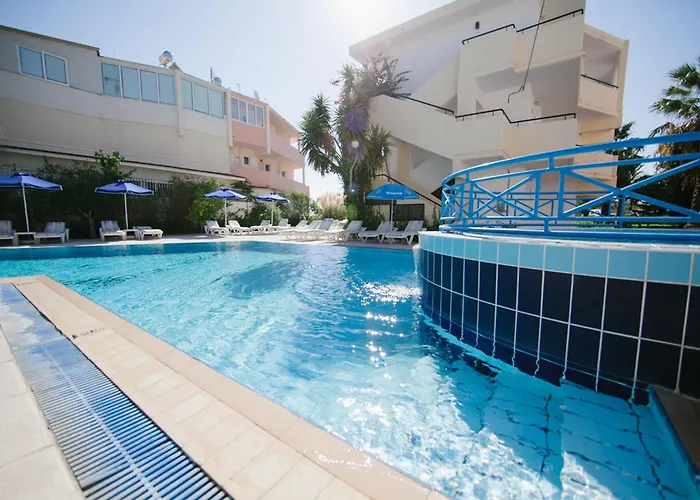 Artemis Comfort&pleasure Apartmanhotel